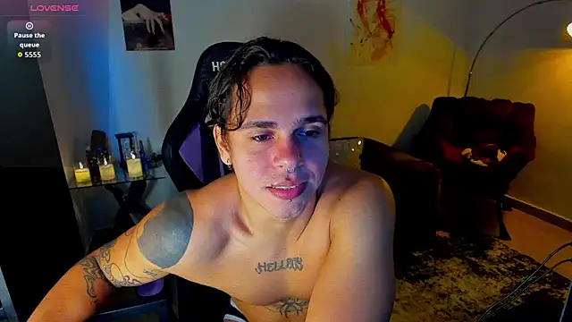 Maximiliano scoott   online show from December 16, 8:47 pm