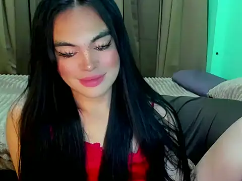 Snapshot of Sweetpeaxx chatting on June 16, 12:35 am Sweetpeaxx online show from June 16, 12:35 am