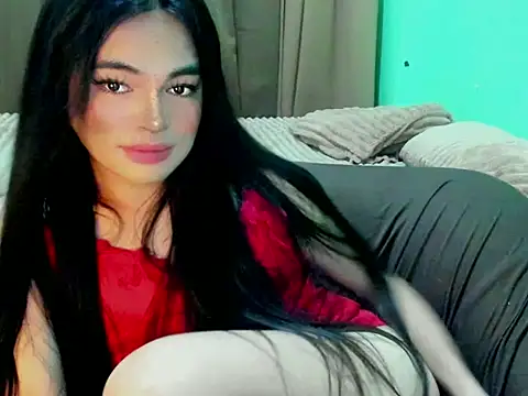 Snapshot of Sweetpeaxx chatting on June 26, 8:30 am Sweetpeaxx online show from June 26, 8:30 am