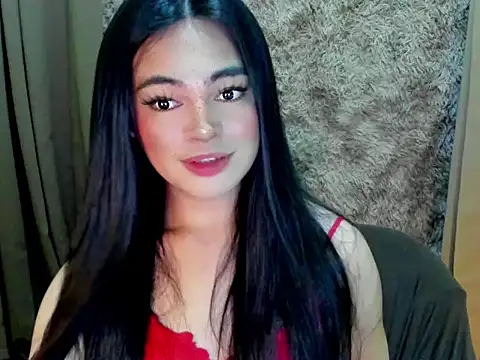 Snapshot of Sweetpeaxx chatting on July 24, 7:45 pm Sweetpeaxx online show from July 24, 7:45 pm