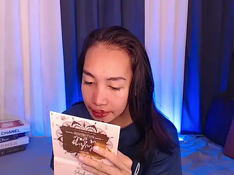 Sweet kittyxx online show from February 24, 4:10 am