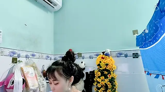 emgaixinhngoan online show from September 16, 2:40 pm