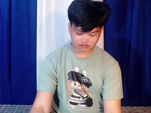 Reynelcock online show from November 18, 4:11 pm