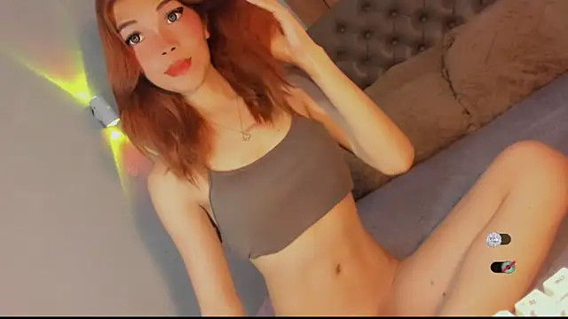 Snapshot of bella_enchantra chatting on July 13, 8:00 pm bella enchantra online show from July 13, 8:00 pm
