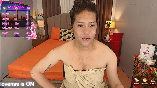 Snapshot of EvaTheMistress chatting on October 23, 3:06 am EvaTheMistress online show from October 23, 3:06 am