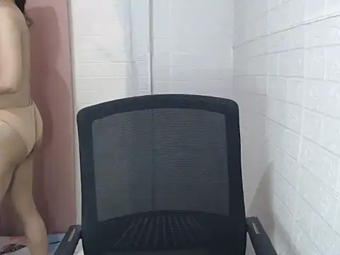 sweetsasha68 online show from July 8, 1:26 pm