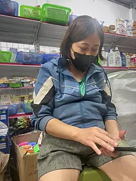 Maily NC online show from February 14, 3:09 pm