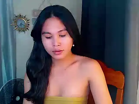 Snapshot of Sassy_Bianca chatting on March 5, 9:49 am Sassy Bianca online show from March 5, 9:49 am