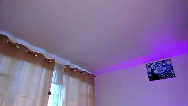 Shophie thoopson online show from October 28, 12:19 pm