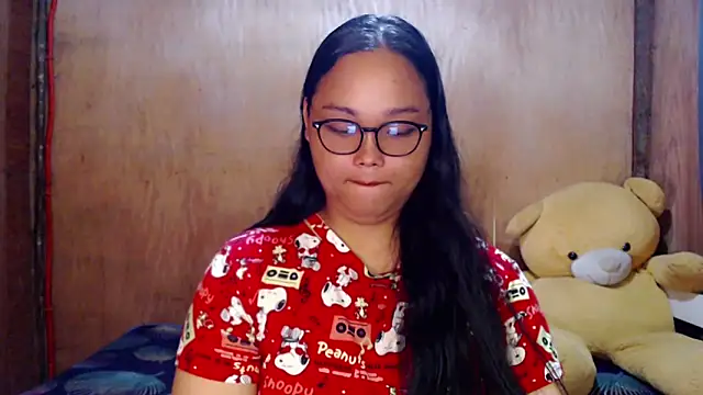 Snapshot of _Lylia chatting on October 1, 1:00 am  Lylia online show from October 1, 1:00 am