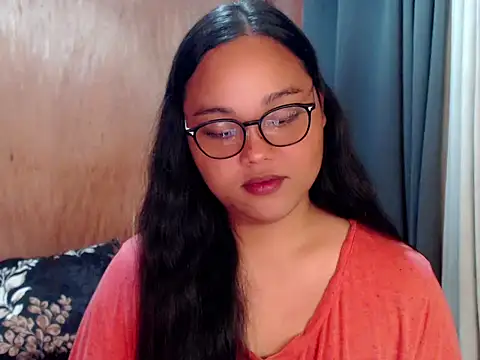 Snapshot of _Lylia chatting on October 5, 12:20 am  Lylia online show from October 5, 12:20 am