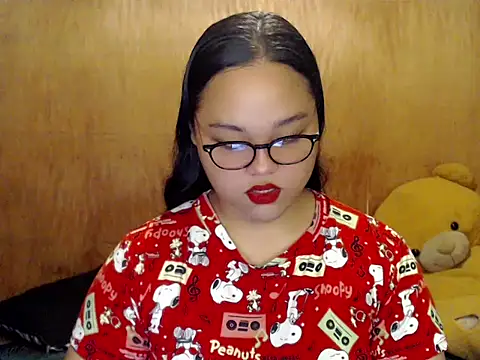 Snapshot of _Lylia chatting on November 3, 9:54 am  Lylia online show from November 3, 9:54 am