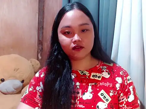  Lylia online show from January 7, 9:06 pm