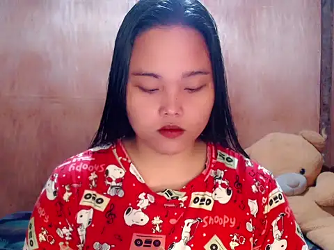  Lylia online show from March 31, 9:37 pm