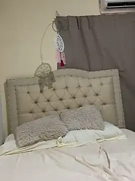 aphrodite sexy online show from June 12, 7:02 pm