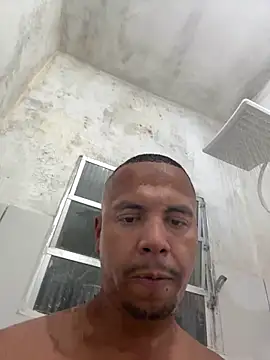 Snapshot of Didio_ofc chatting on April 2, 3:37 am Didio ofc online show from April 2, 3:37 am