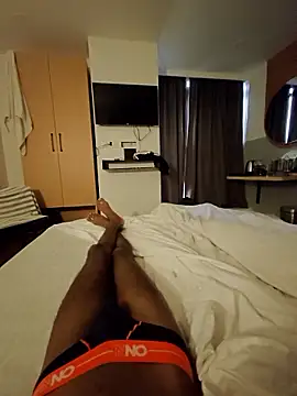 rockyy23boy online show from January 11, 3:33 am