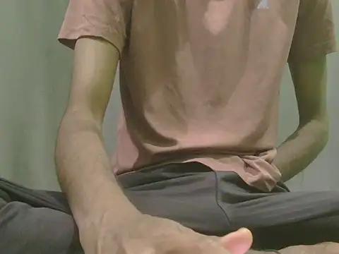 rockyy23boy online show from April 10, 1:11 am