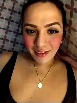 enoria1992 online show from December 19, 5:36 am