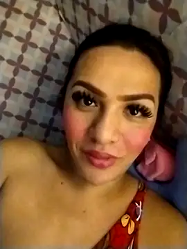 enoria1992 online show from April 7, 6:03 am