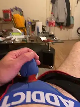 Snapshot of jackadi33 chatting on November 13, 12:20 am jackadi33 online show from November 13, 12:20 am