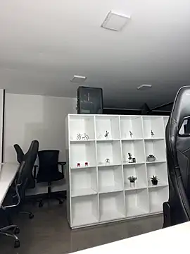 Snapshot of megan_bigboobs_ chatting on February 5, 11:04 am megan bigboobs online show from February 5, 11:04 am