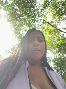 Snapshot of megan_bigboobs_ chatting on February 9, 1:15 pm megan bigboobs online show from February 9, 1:15 pm