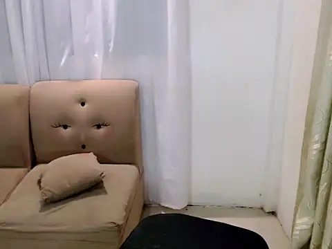 takemeinheaven25 online show from September 26, 9:24 am