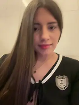 Snapshot of Isabella21_ chatting on February 26, 1:59 am Isabella21 online show from February 26, 1:59 am