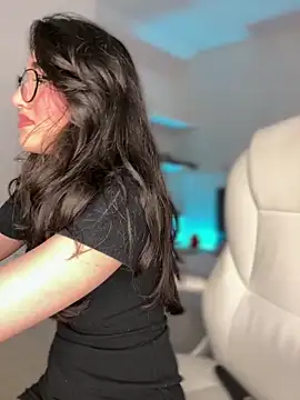 julieta jhonss online show from March 30, 3:40 am