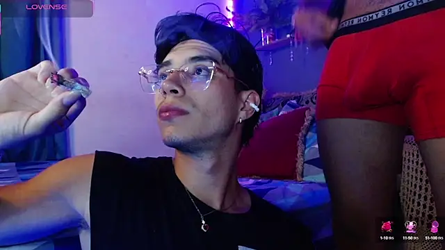 Snapshot of Dylann_west chatting on September 26, 3:32 am Dylann west online show from September 26, 3:32 am