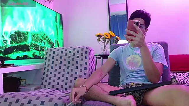 Dylann west online show from February 13, 9:44 pm