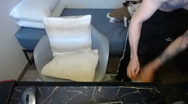 Snapshot of bossking017 chatting on January 14, 1:06 pm bossking017 online show from January 14, 1:06 pm