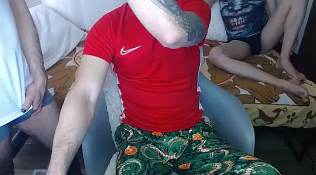 Snapshot of bossking017 chatting on January 27, 5:15 pm bossking017 online show from January 27, 5:15 pm