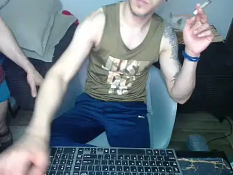 Snapshot of bossking017 chatting on March 6, 1:14 pm bossking017 online show from March 6, 1:14 pm