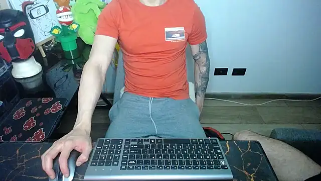 Snapshot of bossking017 chatting on September 22, 6:37 am bossking017 online show from September 22, 6:37 am