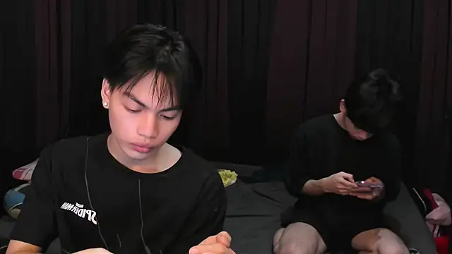 hotfreshdior online show from February 18, 2:57 pm