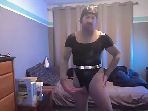 Snapshot of MotoXrideR28 chatting on September 11, 4:12 am MotoXrideR28 online show from September 11, 4:12 am