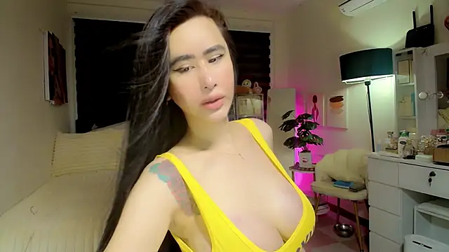 XhotcockcumXts online show from June 3, 5:32 am