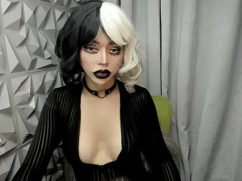 janecomander online show from April 8, 10:15 am