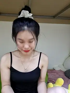 Baby-ladytits2025 online show from October 14, 3:02 pm