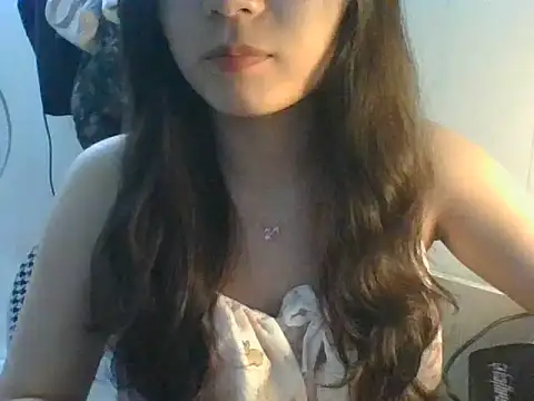 Linzly online show from September 10, 3:45 pm