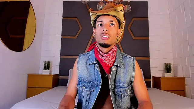 Thiagoferreti online show from November 18, 7:29 pm