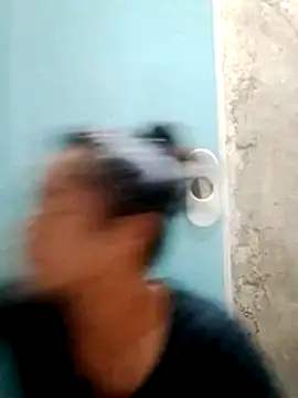 Snapshot of Menxie18 chatting on April 3, 9:57 pm Menxie18 online show from April 3, 9:57 pm