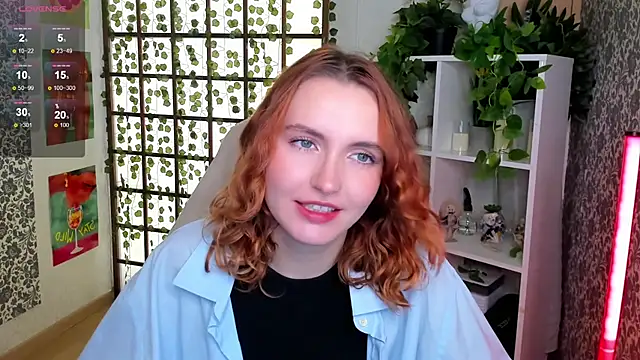 Snapshot of Elis_Cherry chatting on October 21, 2:01 am Elis Cherry online show from October 21, 2:01 am