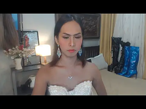 Nathalieheartt online show from November 26, 2:12 am