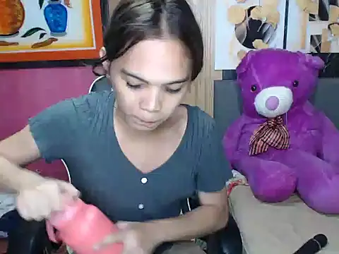 Snapshot of Raffa_ella69 chatting on January 11, 9:47 am Raffa ella69 online show from January 11, 9:47 am