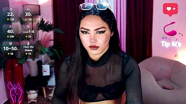 Unique Maya online show from September 11, 7:08 am