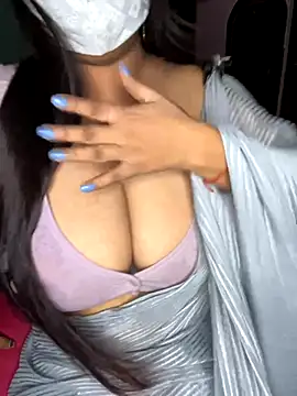 Snapshot of prisha944 chatting on September 15, 3:06 am prisha944 online show from September 15, 3:06 am