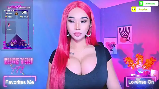 Snapshot of TriciaCumLoader chatting on March 13, 8:21 am TriciaCumLoader online show from March 13, 8:21 am